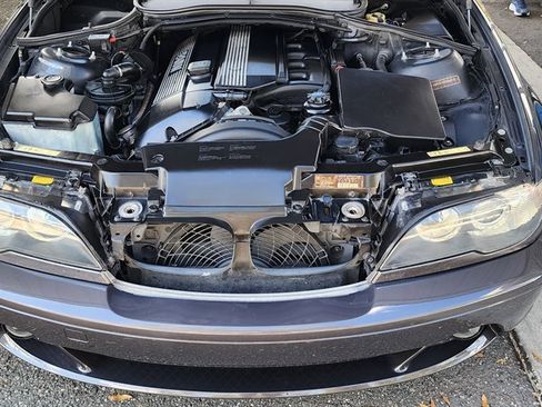 Used 2006 BMW 325Ci Convertible image 18