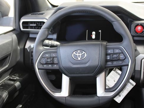 New 2026 Toyota 4Runner 4WD image 26