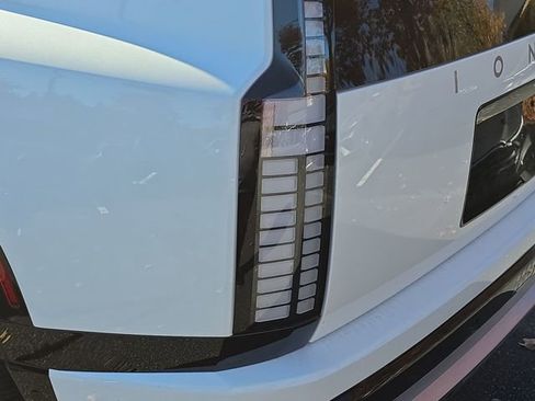 New 2026 Hyundai Ioniq 9 SEL image 41