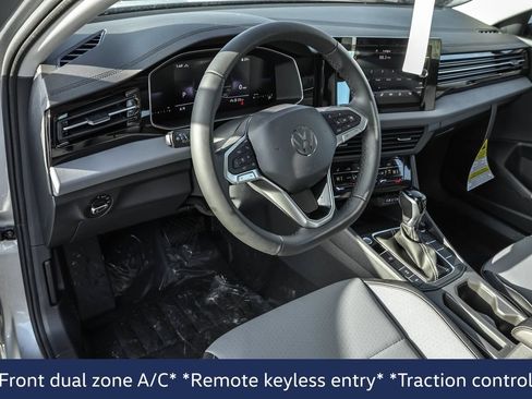 New 2026 Volkswagen Jetta SE FWD image 4