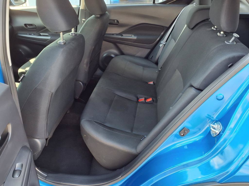 Used 2025 Nissan Kicks Play S FWD image 21