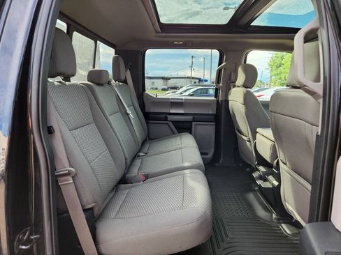Used 2018 Ford F150 XLT w/ Equipment Group 302A Luxury AWD/4WD image 15