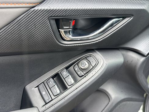 Certified 2025 Subaru Crosstrek 2.5i Limited image 17
