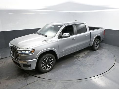 Used 2025 RAM 1500 Laramie image 40