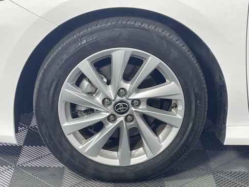 Used 2024 Toyota Camry LE FWD image 10