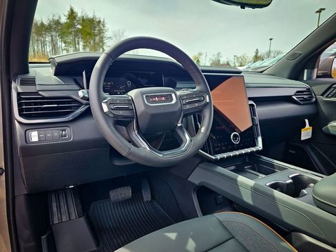 New 2026 GMC Acadia AT4 image 15