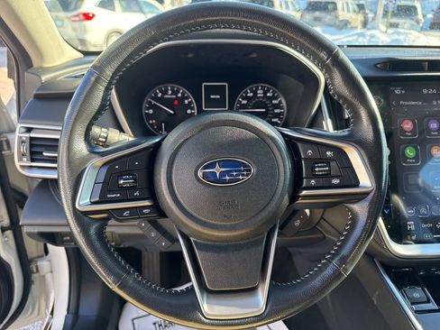 Used 2022 Subaru Outback Limited image 12
