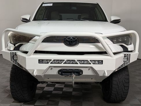 Used 2016 Toyota 4Runner SR5 Premium RWD image 5