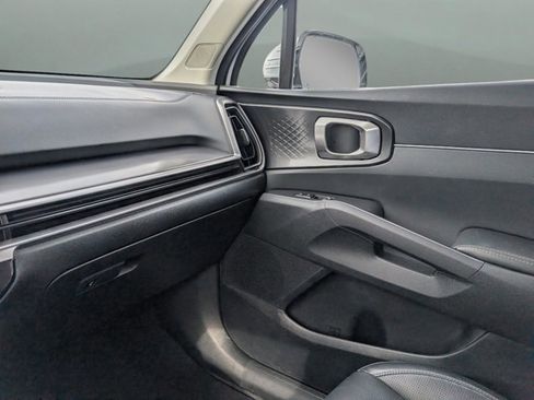 Used 2024 Kia Sorento S w/ Panoramic Sunroof Package image 32