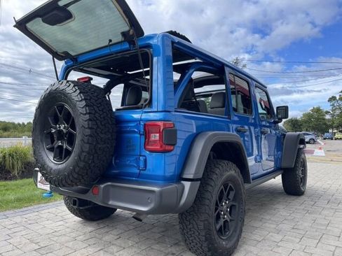 Used 2024 Jeep Wrangler Willys image 5