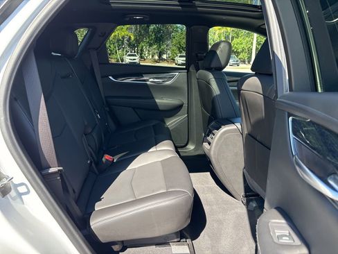 Used 2022 Cadillac XT5 Premium Luxury FWD image 19