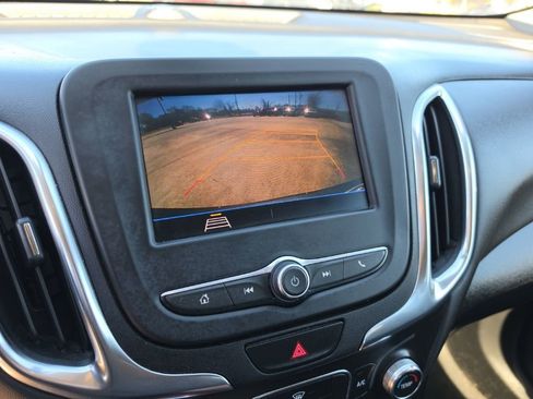 Used 2021 Chevrolet Equinox LT image 7