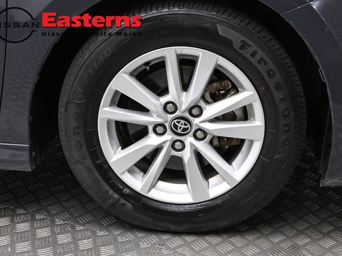 Used 2025 Toyota Camry LE image 30