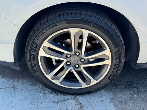 Used 2018 Acura MDX SH-AWD w/ Advance Package image 12