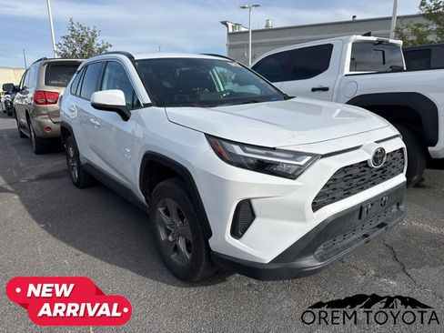 Used 2025 Toyota RAV4 LE image 1
