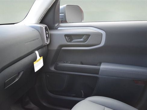 New 2025 Ford Bronco Sport Badlands image 11