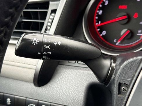 Used 2023 Toyota Camry XSE image 26