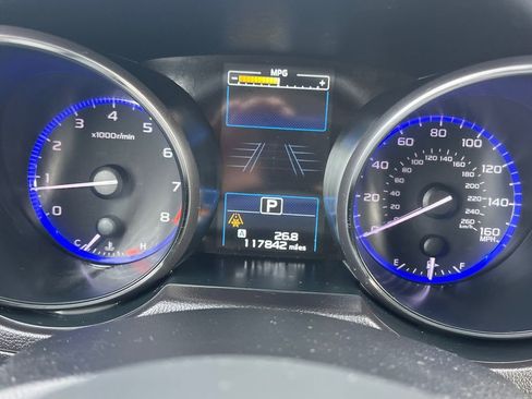 Used 2016 Subaru Legacy 3.6R Limited image 14