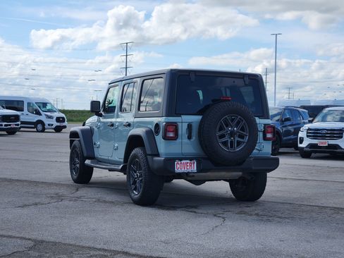 Used 2024 Jeep Wrangler Unlimited Sport AWD/4WD image 5