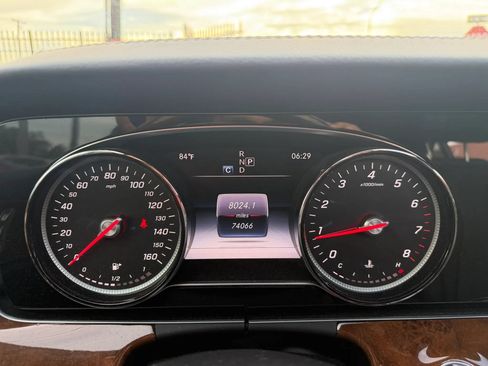 Used 2017 Mercedes-Benz E 300 image 18
