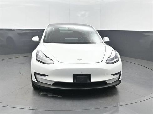 Used 2019 Tesla Model 3 Standard Range Plus image 29