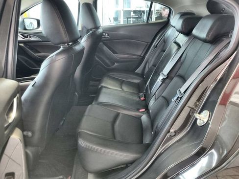 Used 2017 MAZDA MAZDA3 Grand Touring FWD image 23