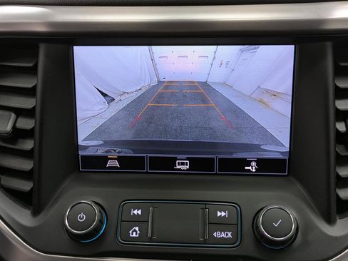 Used 2022 GMC Acadia AT4 w/ Trailering Package image 12