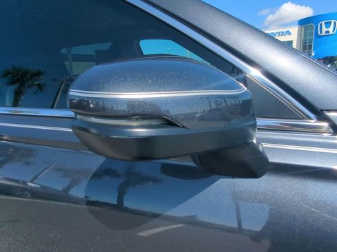 Used 2025 Honda CR-V EX-L image 12