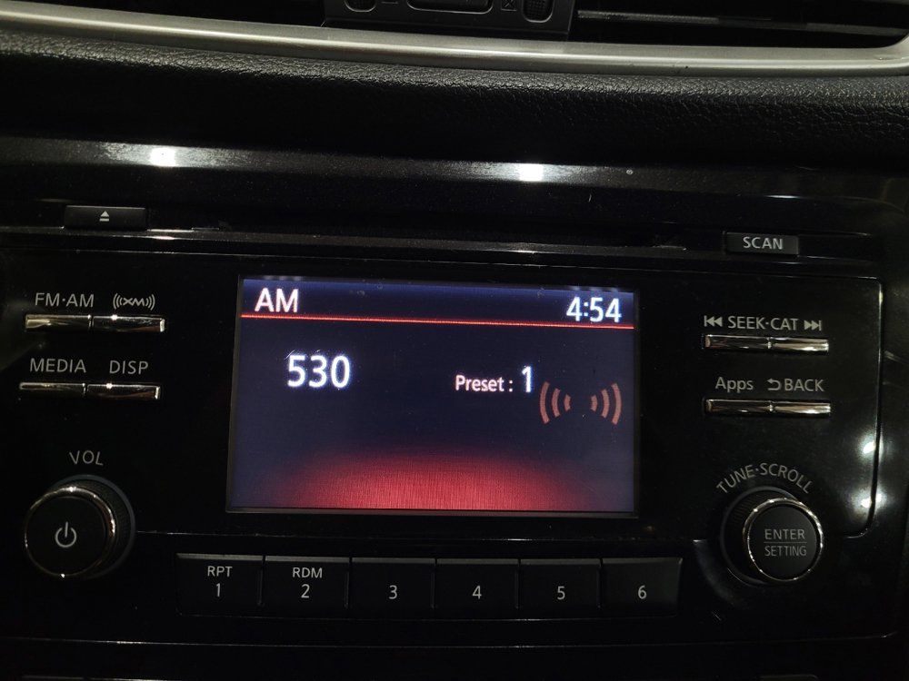 Used 2016 Nissan Rogue SV AWD/4WD image 25