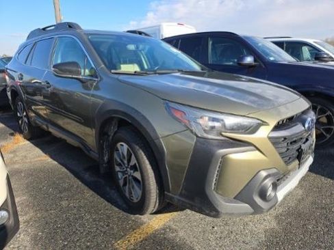 Used 2023 Subaru Outback Limited XT image 2