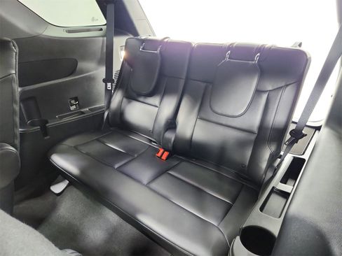 Used 2022 Ford Explorer ST image 35