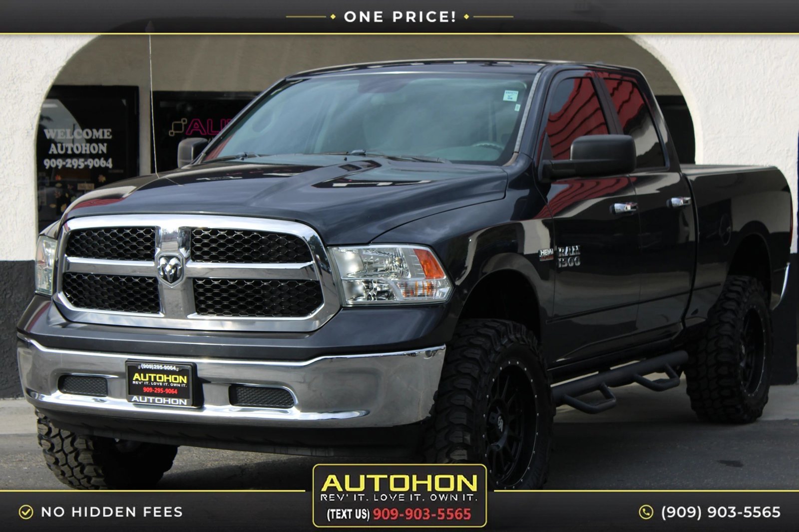 Used 2017 RAM 1500 Classic SLT RWD image 1
