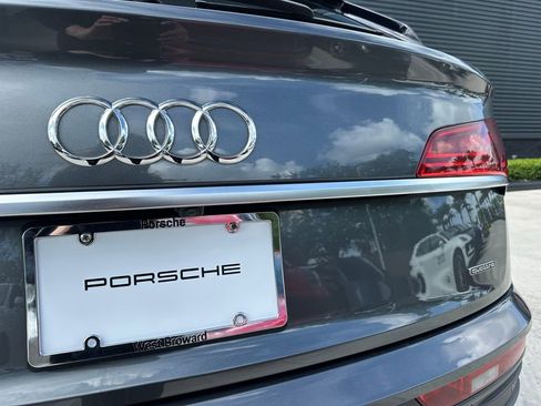 Used 2021 Audi Q5 Prestige w/ Prestige Package AWD/4WD image 14