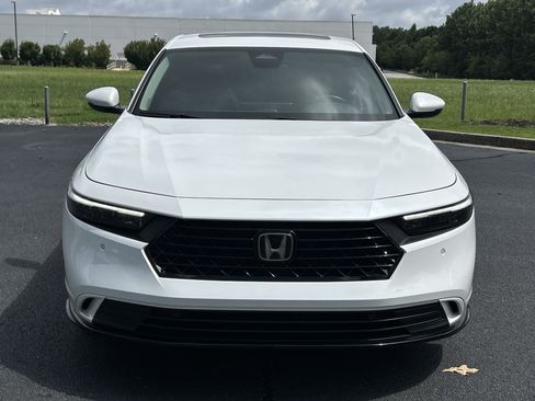 Certified 2025 Honda Accord EX-L image 3