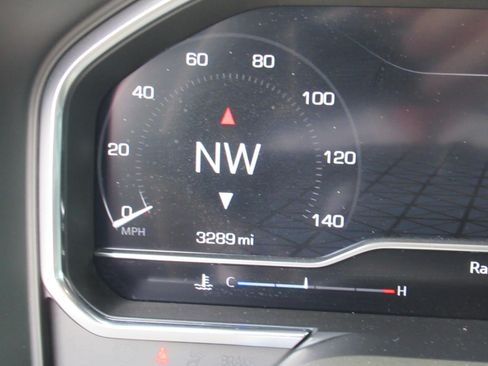 Used 2024 GMC Sierra 1500 Denali AWD/4WD image 26