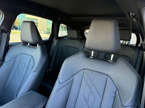 Used 2025 BMW X3 xDrive30i w/ Premium Package image 24