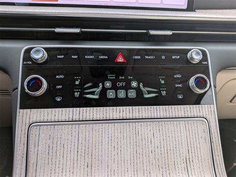 New 2026 Genesis GV80 2.5T Prestige image 22