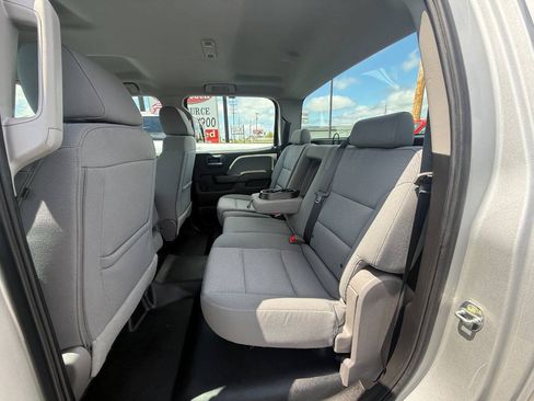 Used 2019 Chevrolet Silverado 2500 W/T AWD/4WD image 17