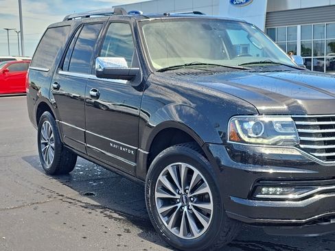 Used 2015 Lincoln Navigator 4WD image 64