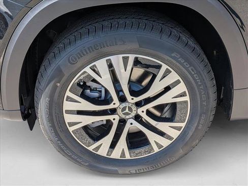 New 2025 Mercedes-Benz GLB 250 image 9