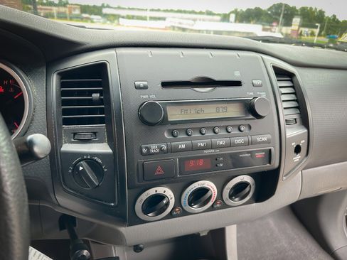 Used 2006 Toyota Tacoma 4x4 Access Cab V6 image 15