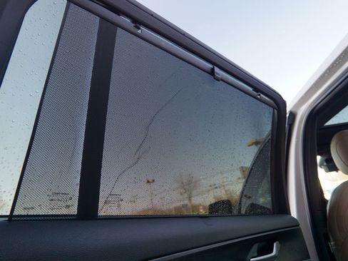 Used 2023 Jeep Grand Cherokee L Limited w/ Luxury Tech Group II image 19