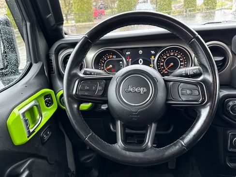 Used 2021 Jeep Gladiator Sport image 15