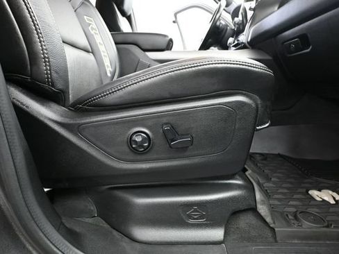 Used 2020 RAM 1500 Rebel AWD/4WD image 39