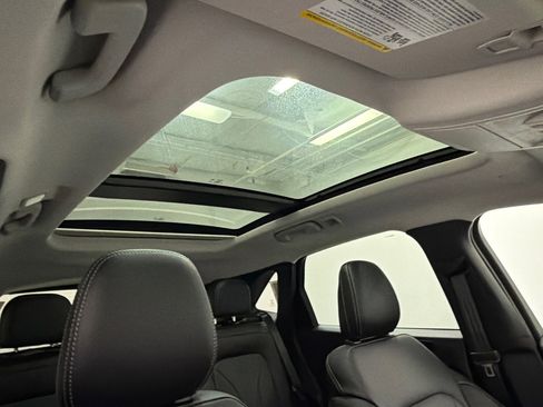 New 2026 Ford Escape Base w/ PHEV Premium Package image 13