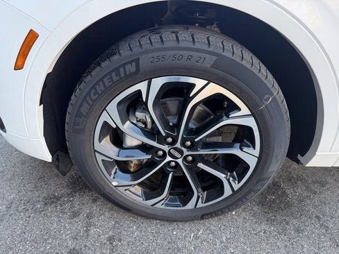 New 2026 Lincoln Nautilus Reserve image 48