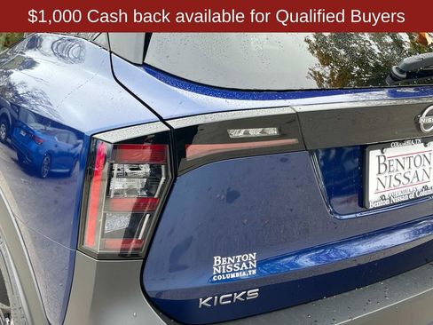 New 2026 Nissan Kicks SR w/ Cold Weather Package image 13