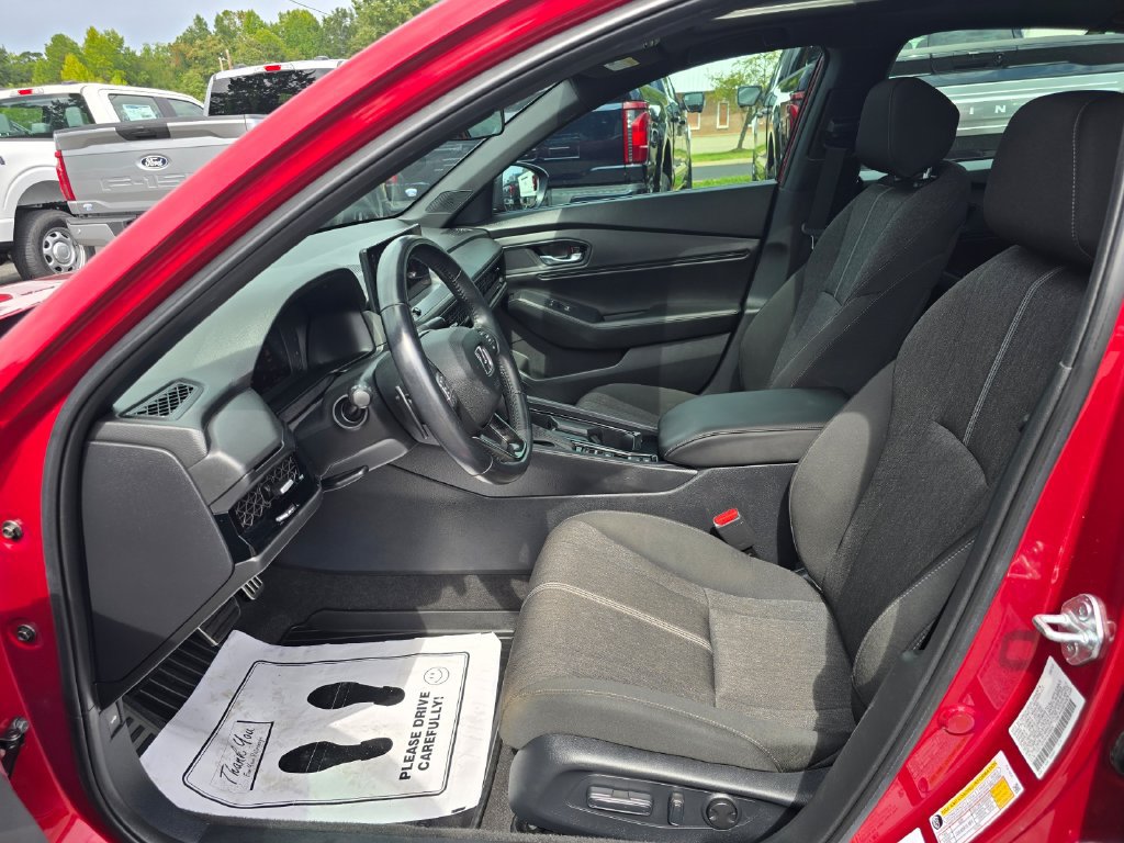 Used 2023 Honda Accord Sport image 10