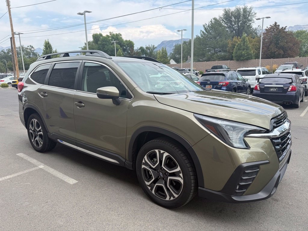 Used 2023 Subaru Ascent Limited AWD/4WD image 8