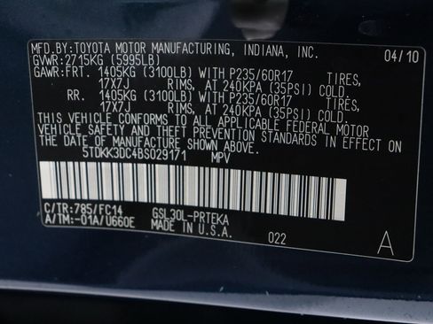 Used 2011 Toyota Sienna LE image 38